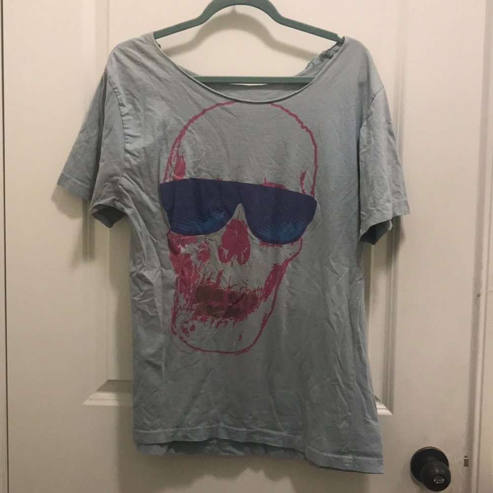 Skull t shirt